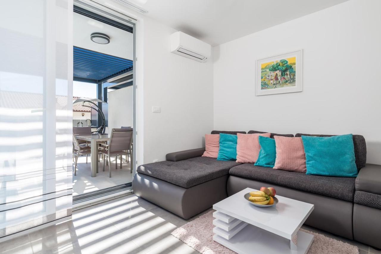 Alta Apartment *